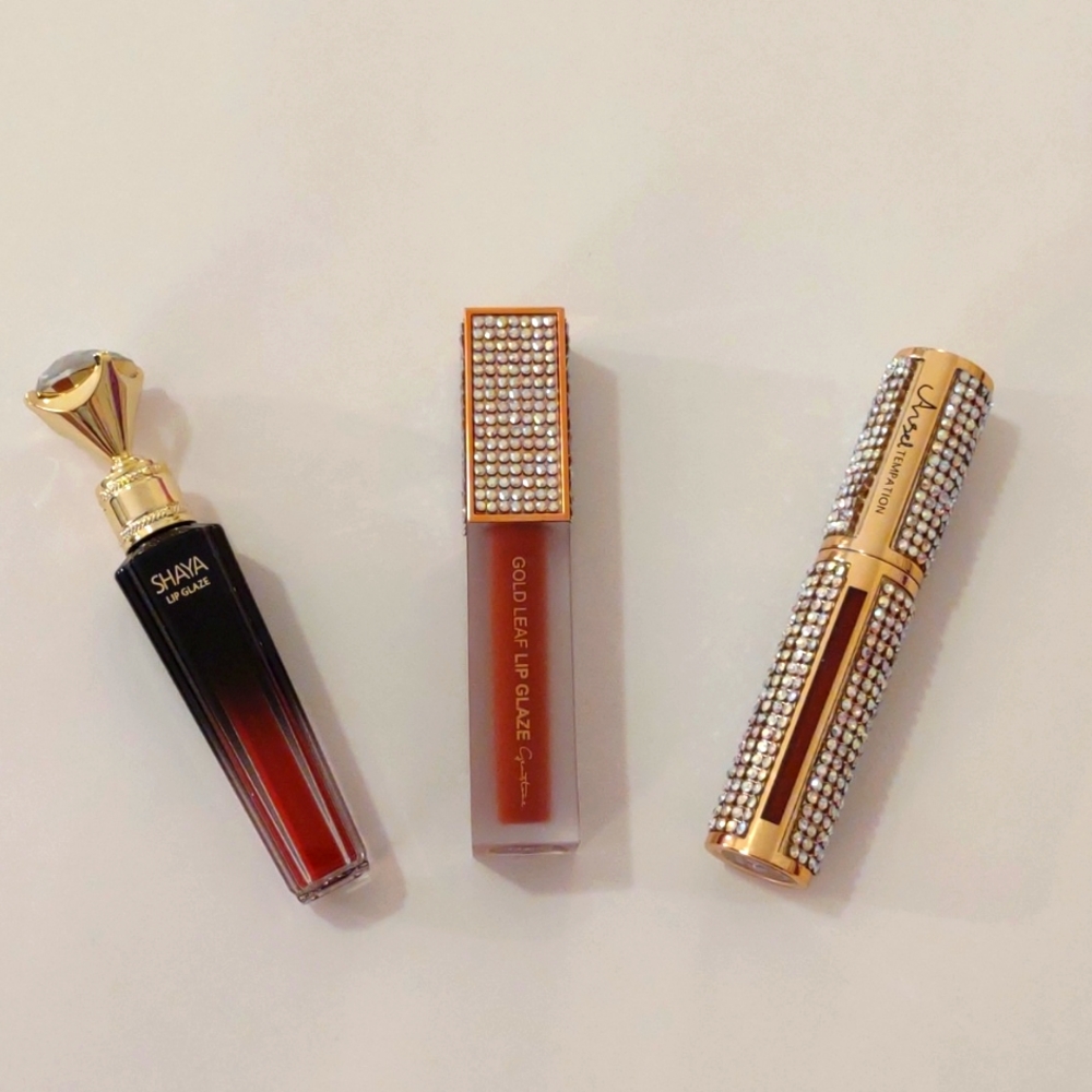 6 Fancy Lips Product's